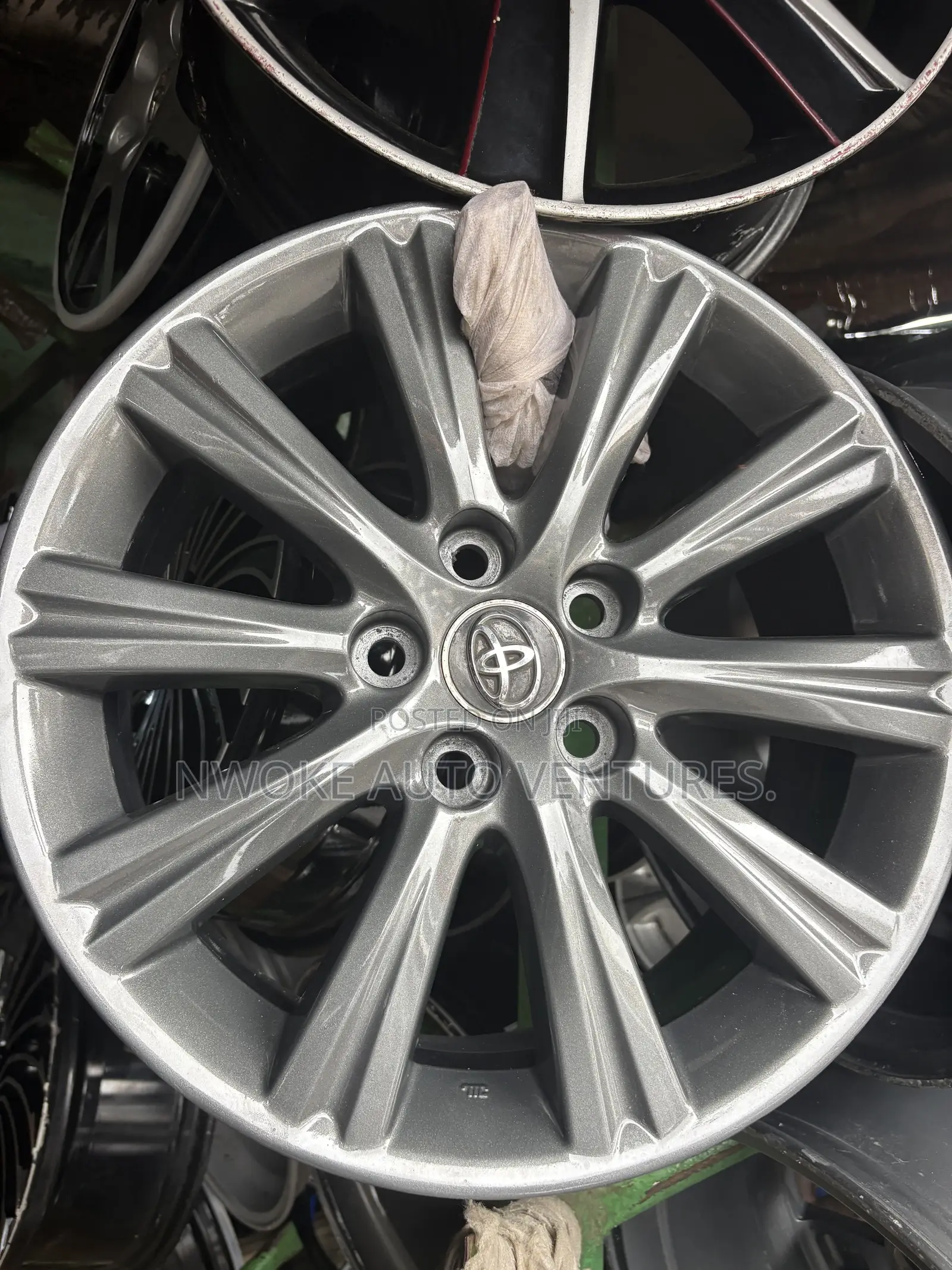 17 Inches for Toyota Camry 2008 to 2010 Model