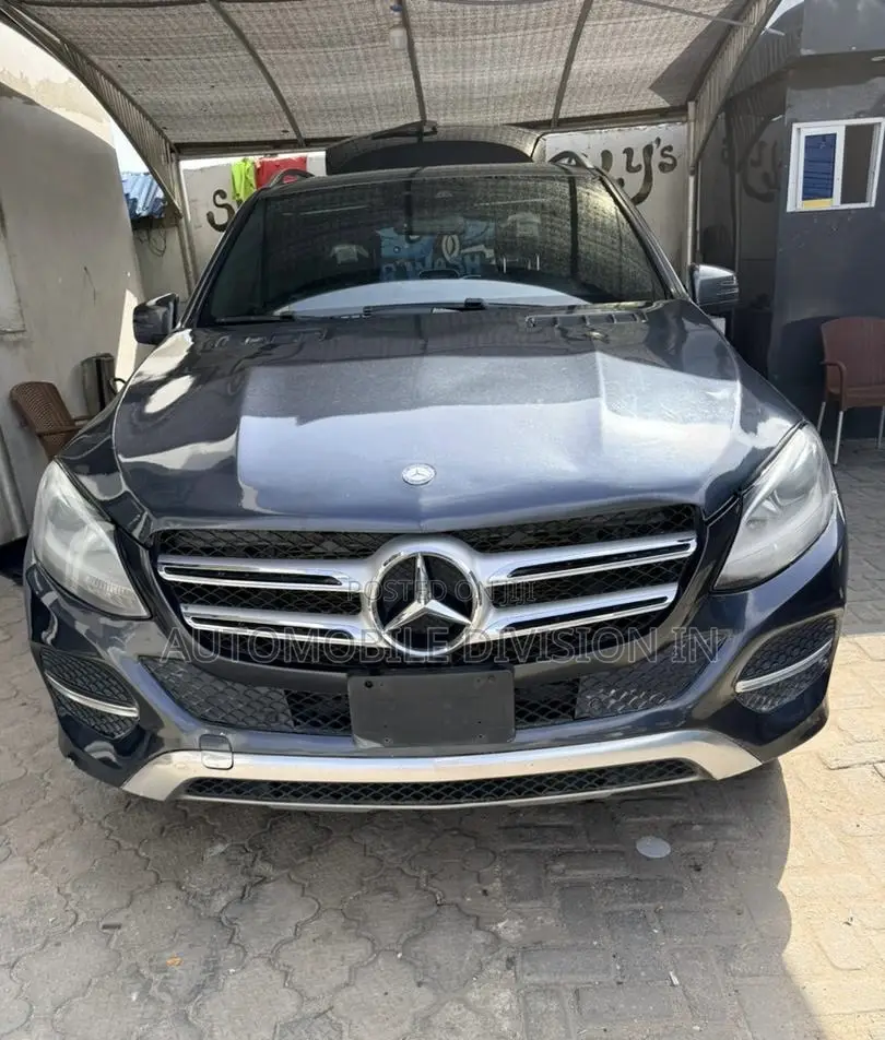 Mercedes-Benz GLE-Class 2016 Gray