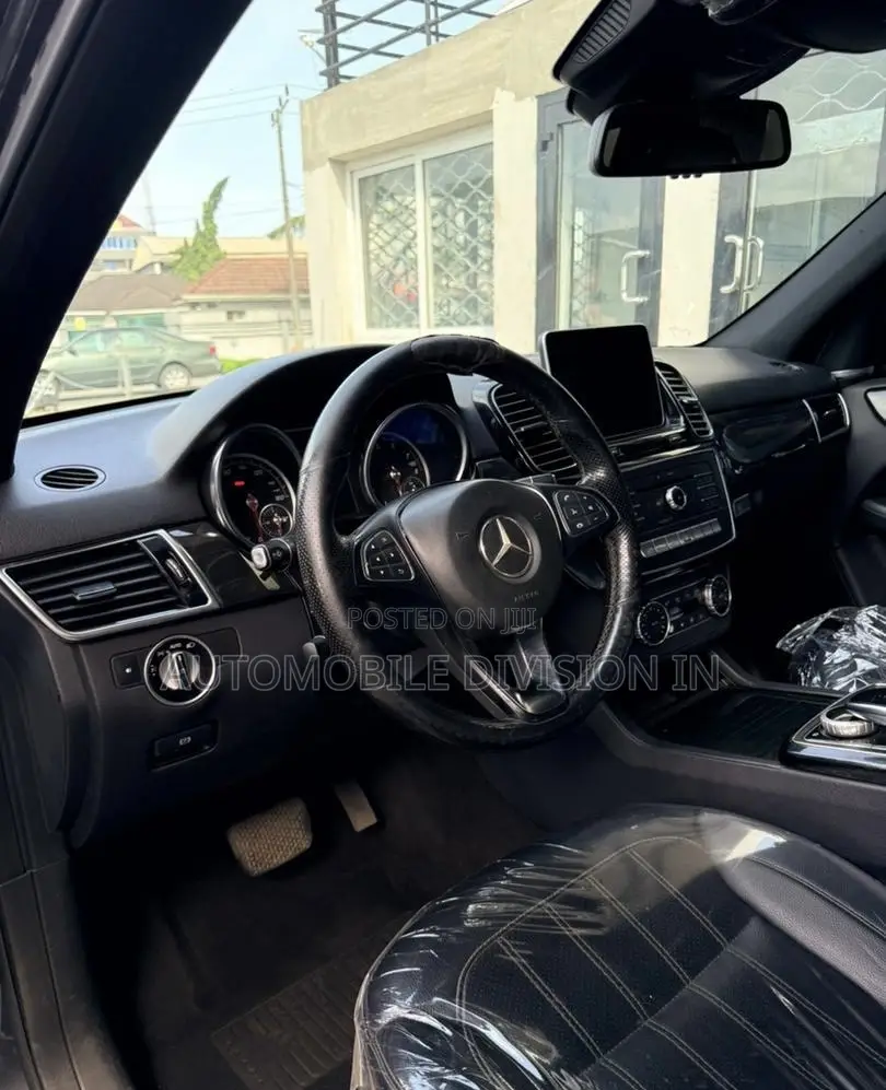 Mercedes-Benz GLE-Class 2016 Gray