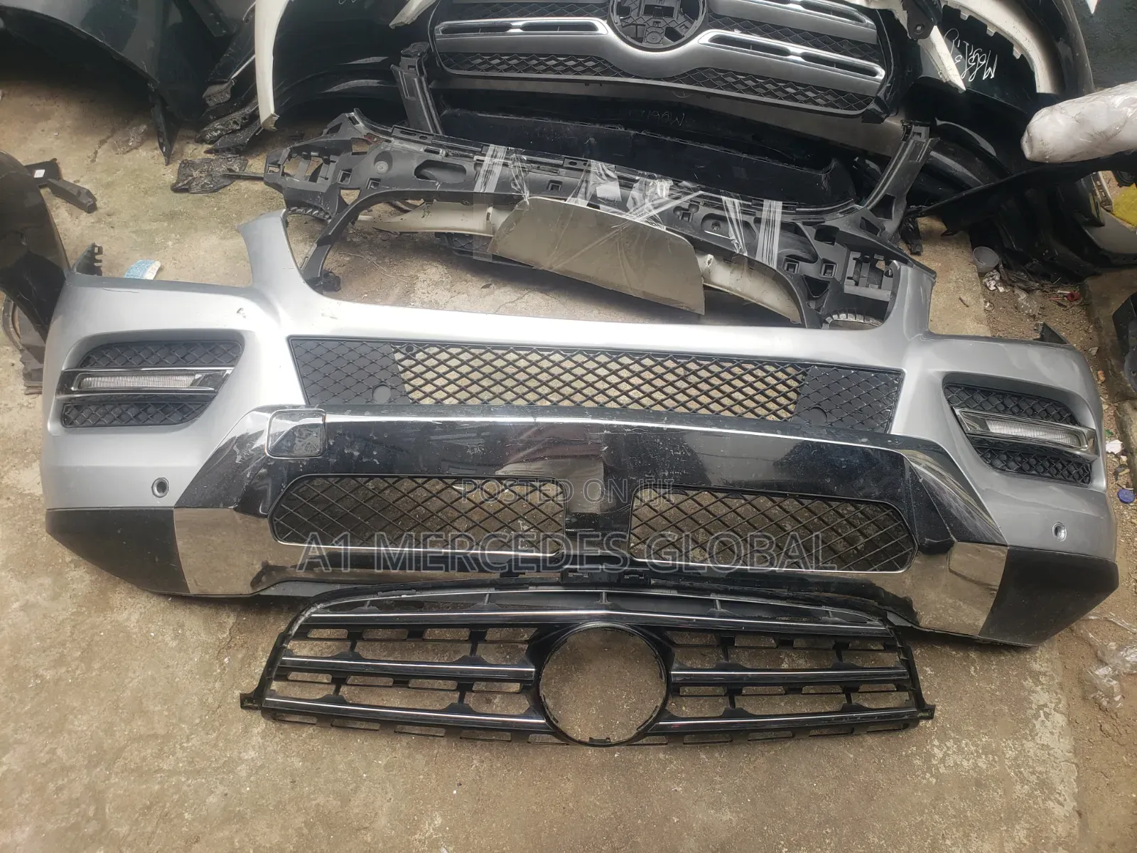 Mercedes-Benz ML350 W166 Front With Grill