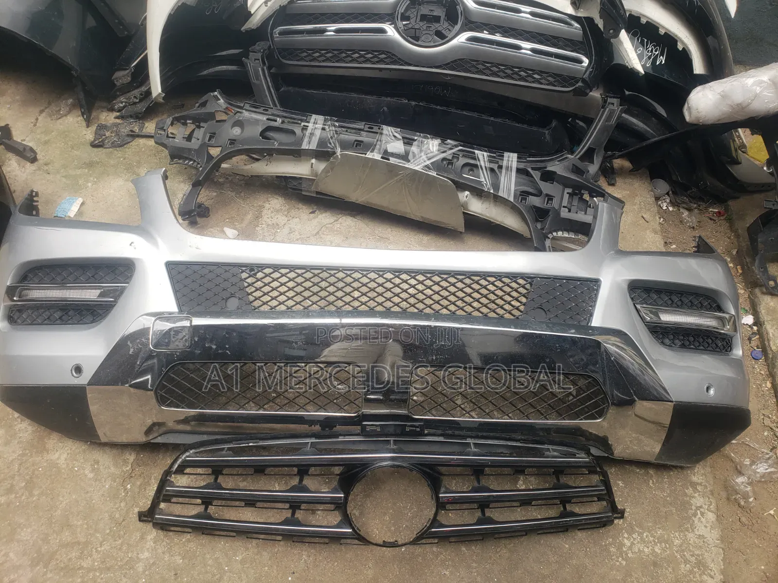 Mercedes-Benz ML350 W166 Front With Grill