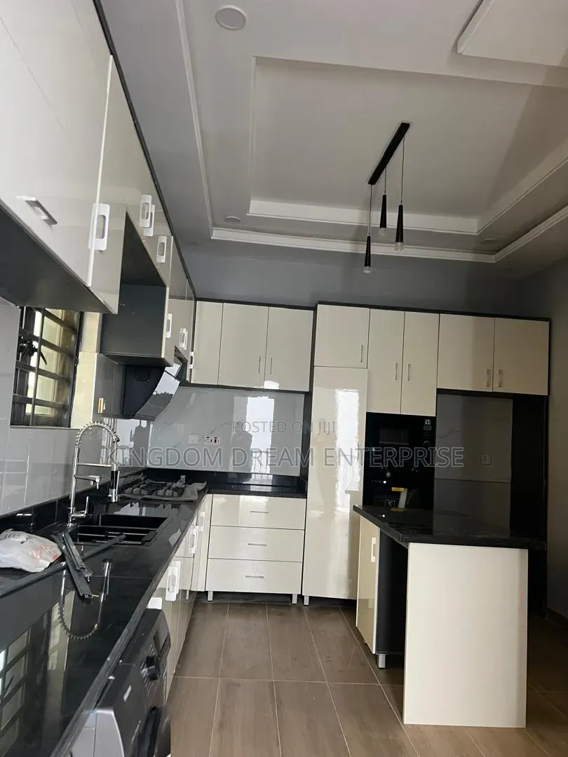 4bdrm House in Allen Avenue Ikeja for sale