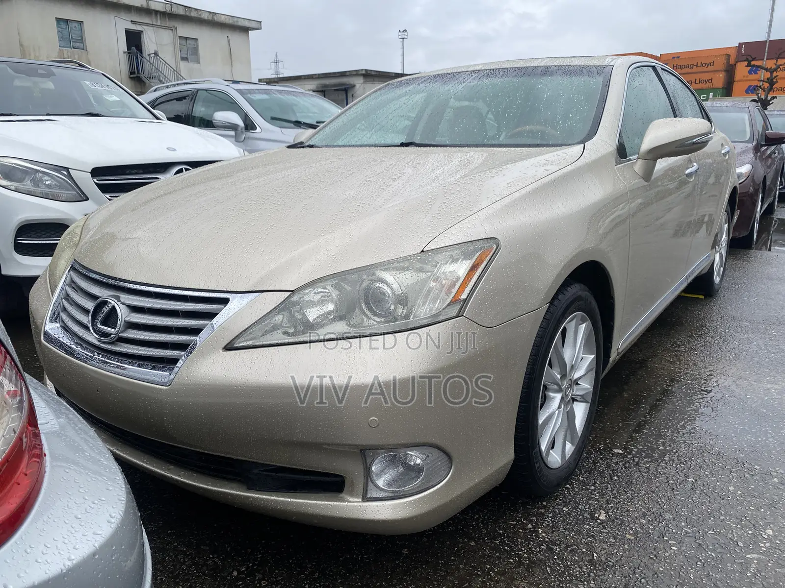 Lexus ES 350 2010 Gold