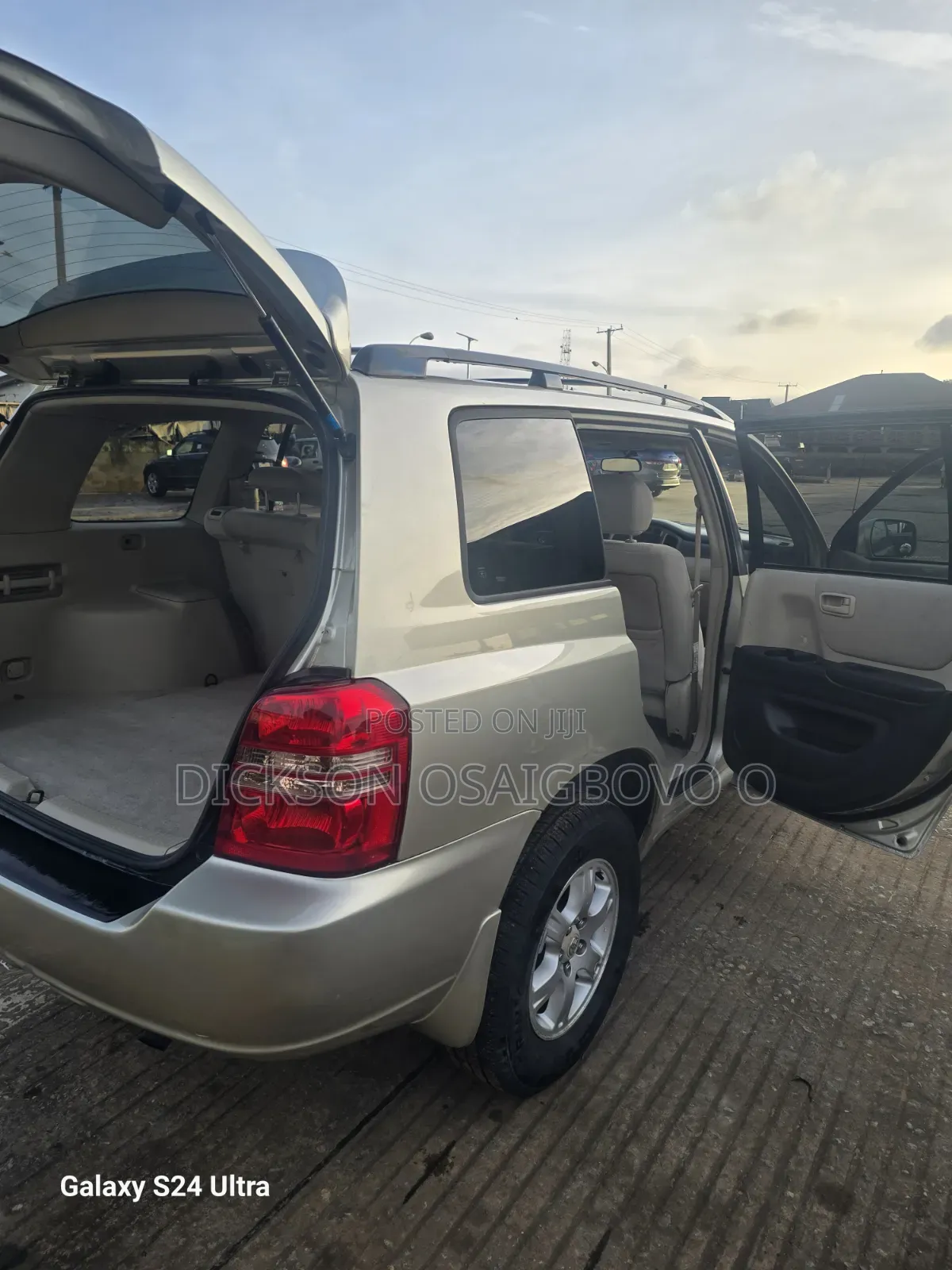 Toyota Highlander 2003 Gold