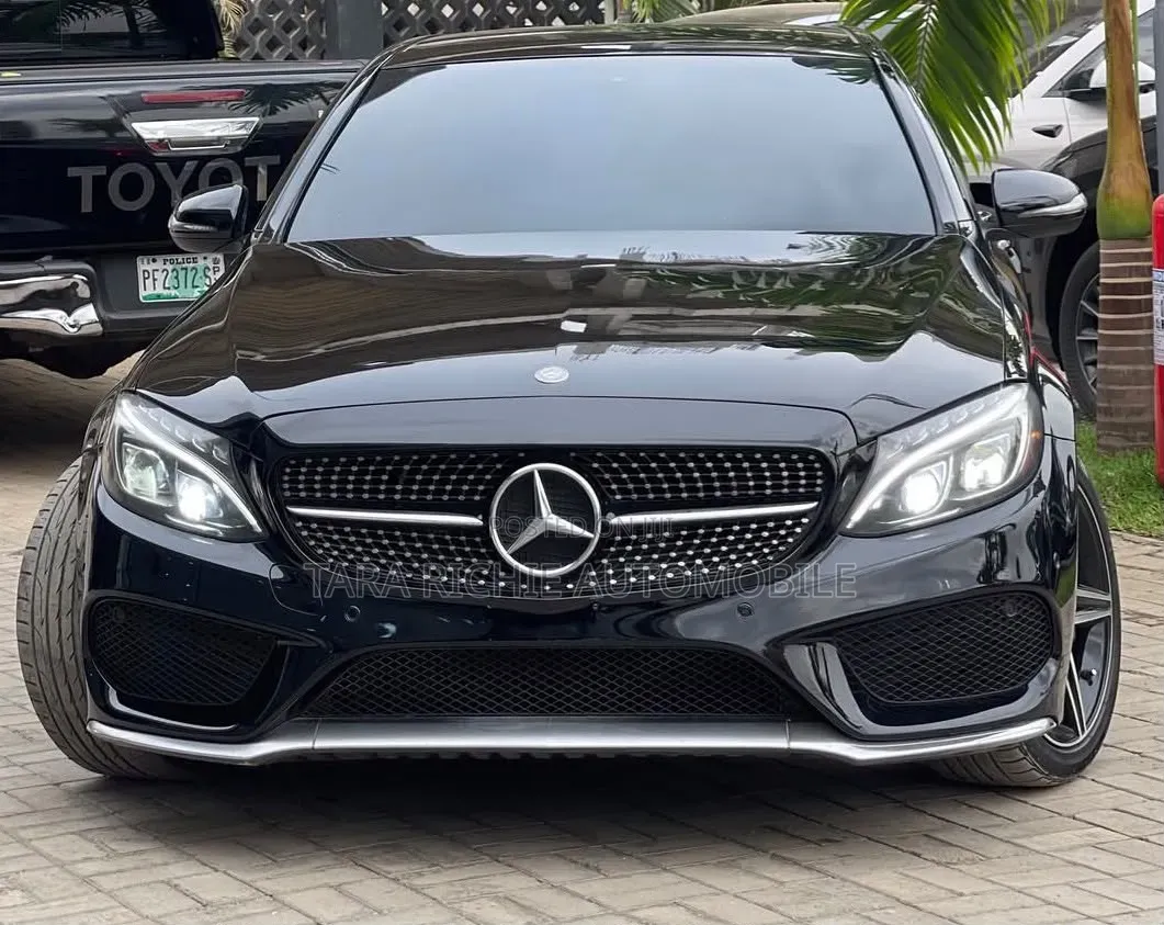 Mercedes-Benz C450 2016 Black