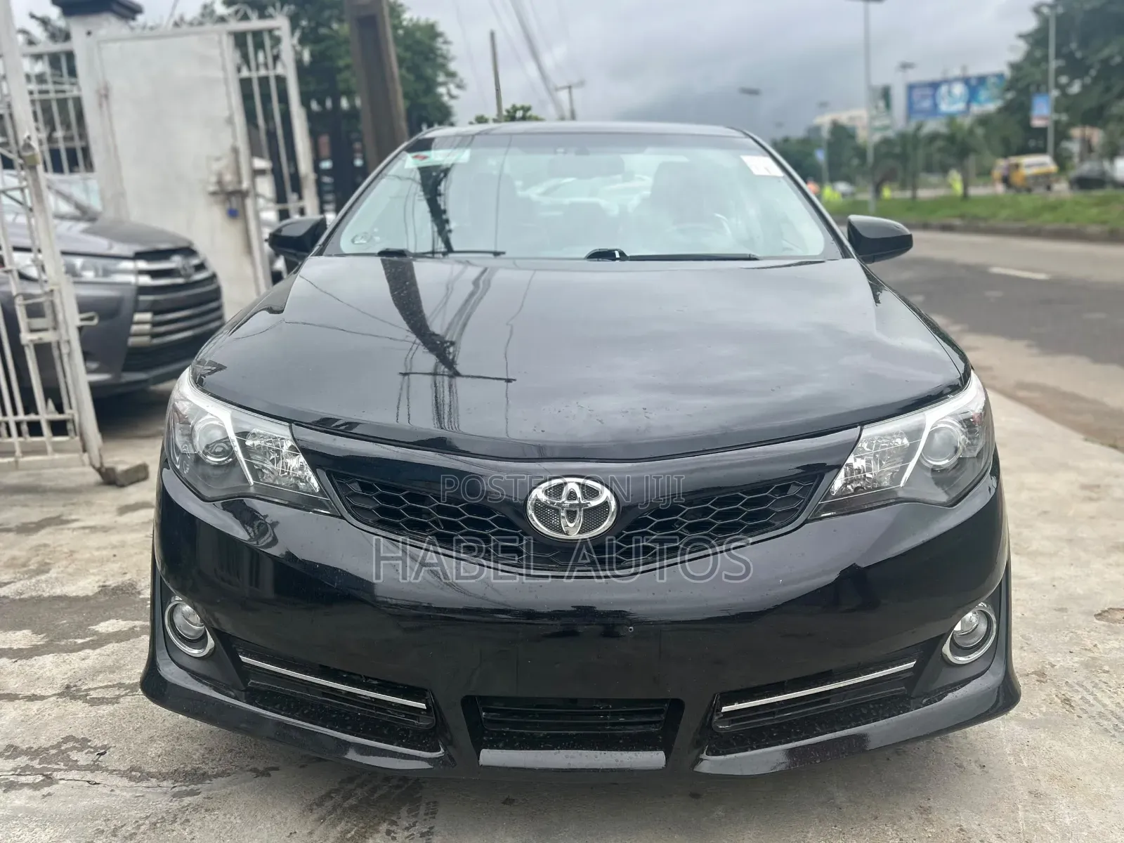 Toyota Camry SE 4dr Sedan (2.5L 4cyl 6A) 2013 Black