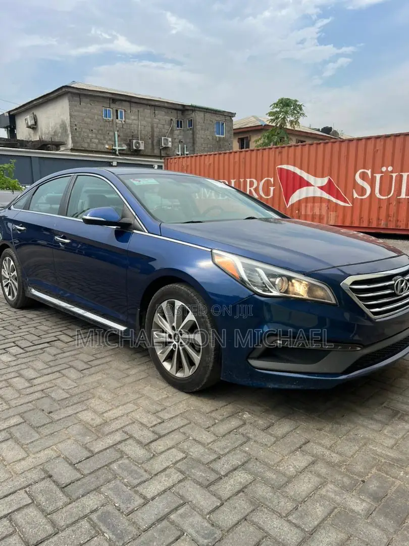 Hyundai Sonata Limited 4dr Sedan (2.4L 4cyl 6A) 2015 Blue