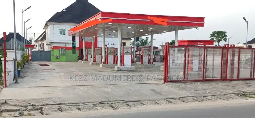 For Sale : Functional Filling Station With Lp Gas Plant in Ph