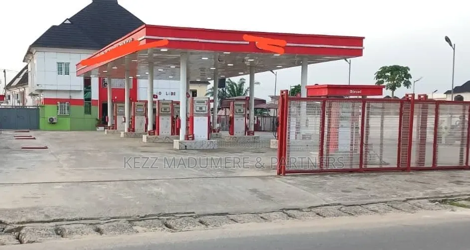 For Sale : Functional Filling Station With Lp Gas Plant in Ph