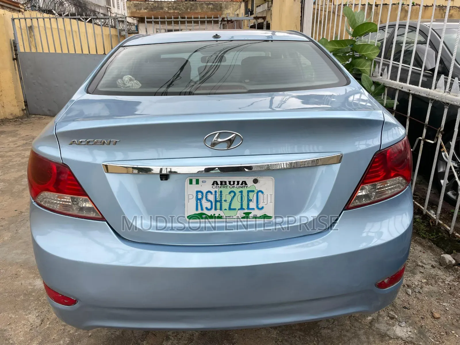 Hyundai Accent GLS 4dr Sedan (1.6L 4cyl 6M) 2014 Red