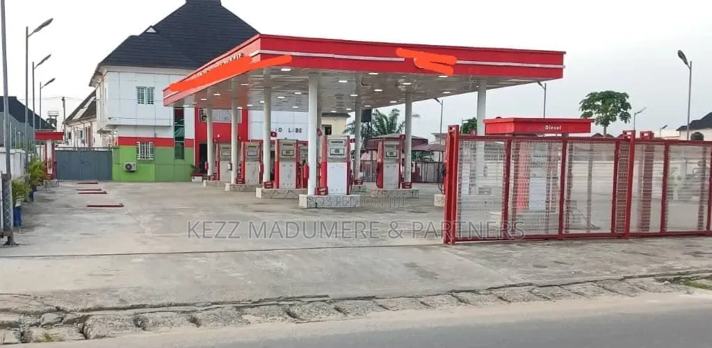 For Sale : Functional Filling Station With Lp Gas Plant in Ph