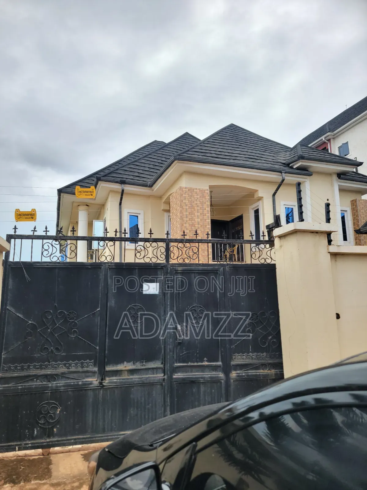 5bdrm Duplex in Enugu for sale