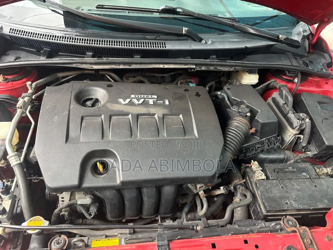 Toyota Corolla LE 4dr Sedan (1.8L 4cyl 4A) 2012 Red