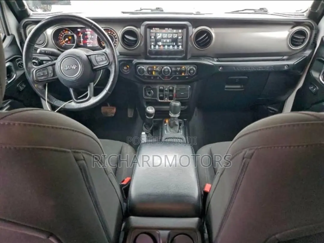 Jeep Wrangler Rubicon 2022 White