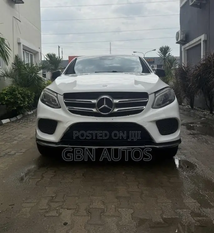 Mercedes-Benz GLE-Class 2016 White