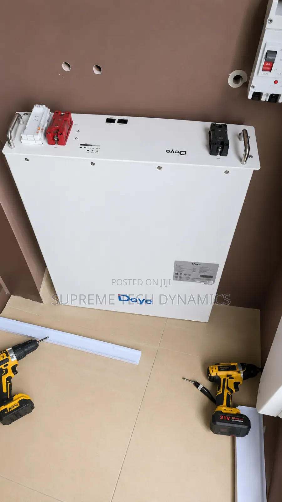 Deye 5kw 48v Lithium Battery (2 Months Used)