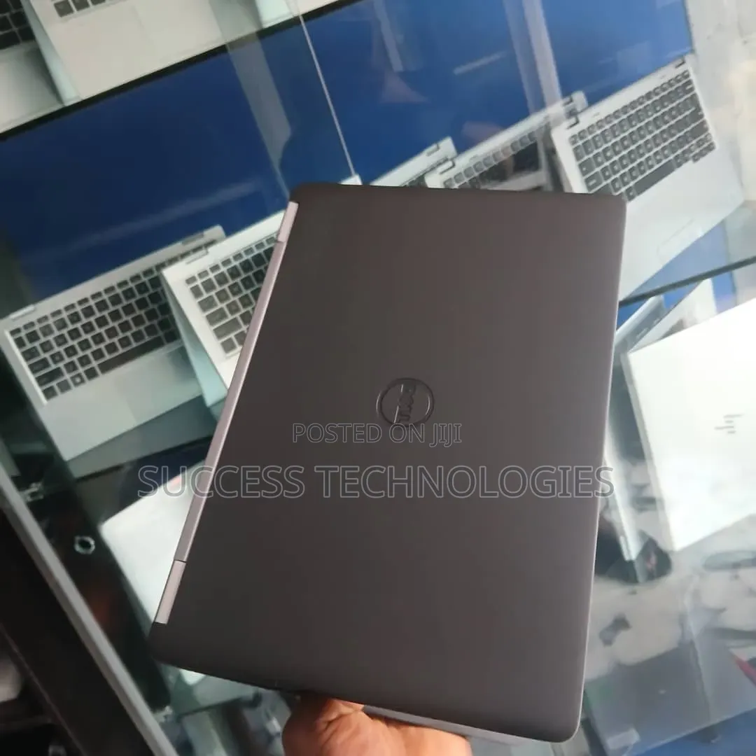 Laptop Dell Latitude E7270 8GB Intel Core i5 SSD 256GB