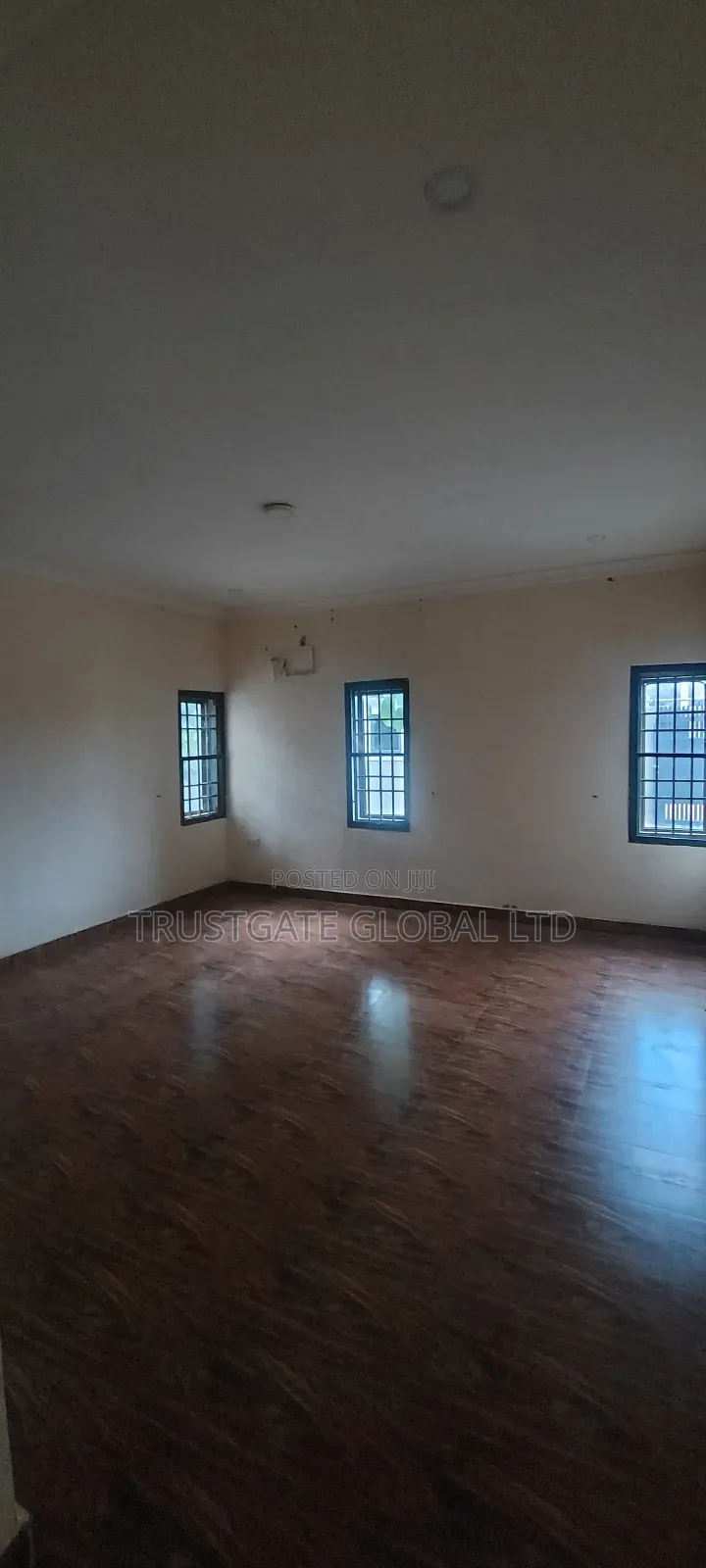2bdrm Bungalow in Broadview Estate, Idu Industrial for rent