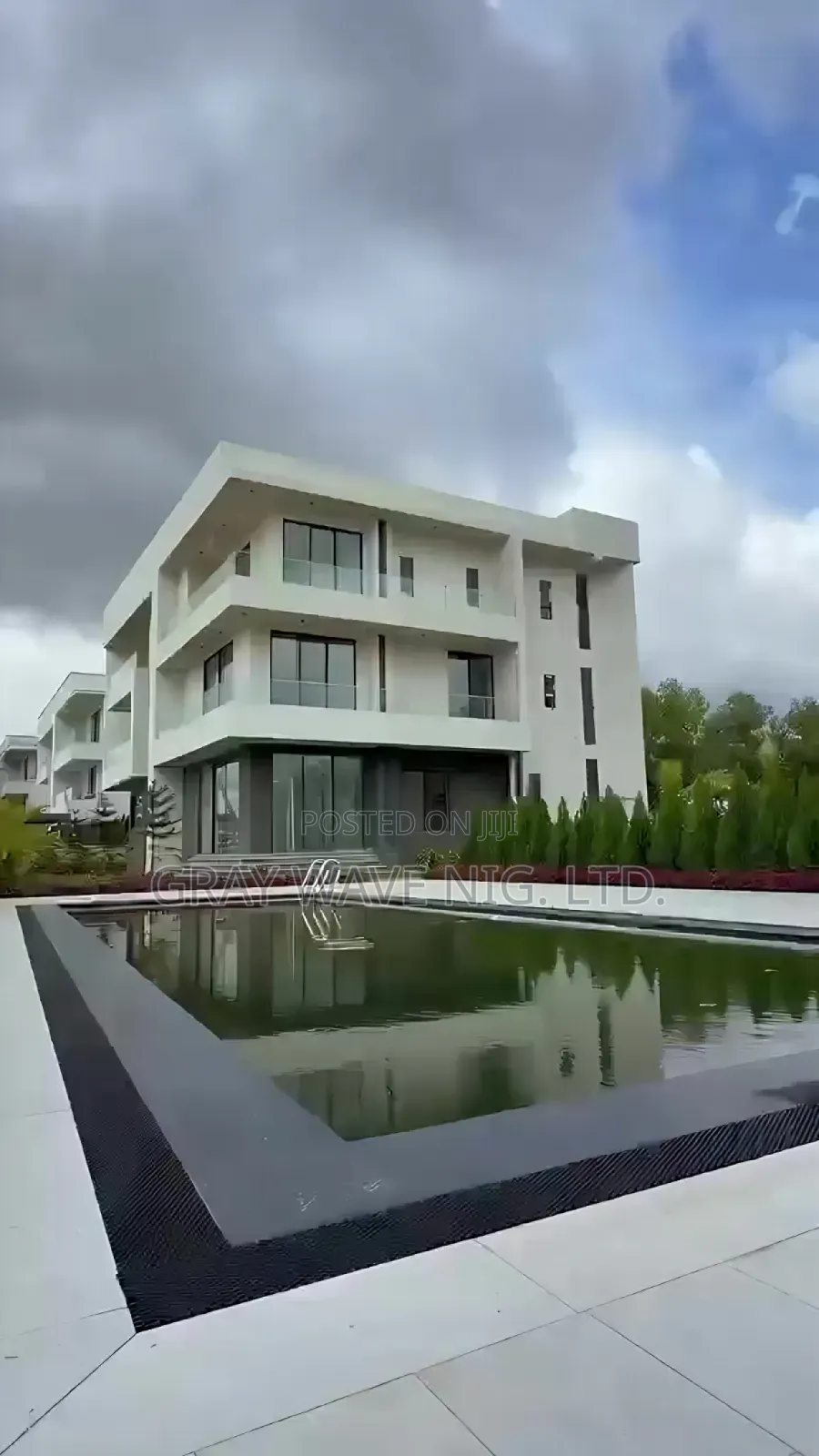 9bdrm Mansion in Jabi for sale