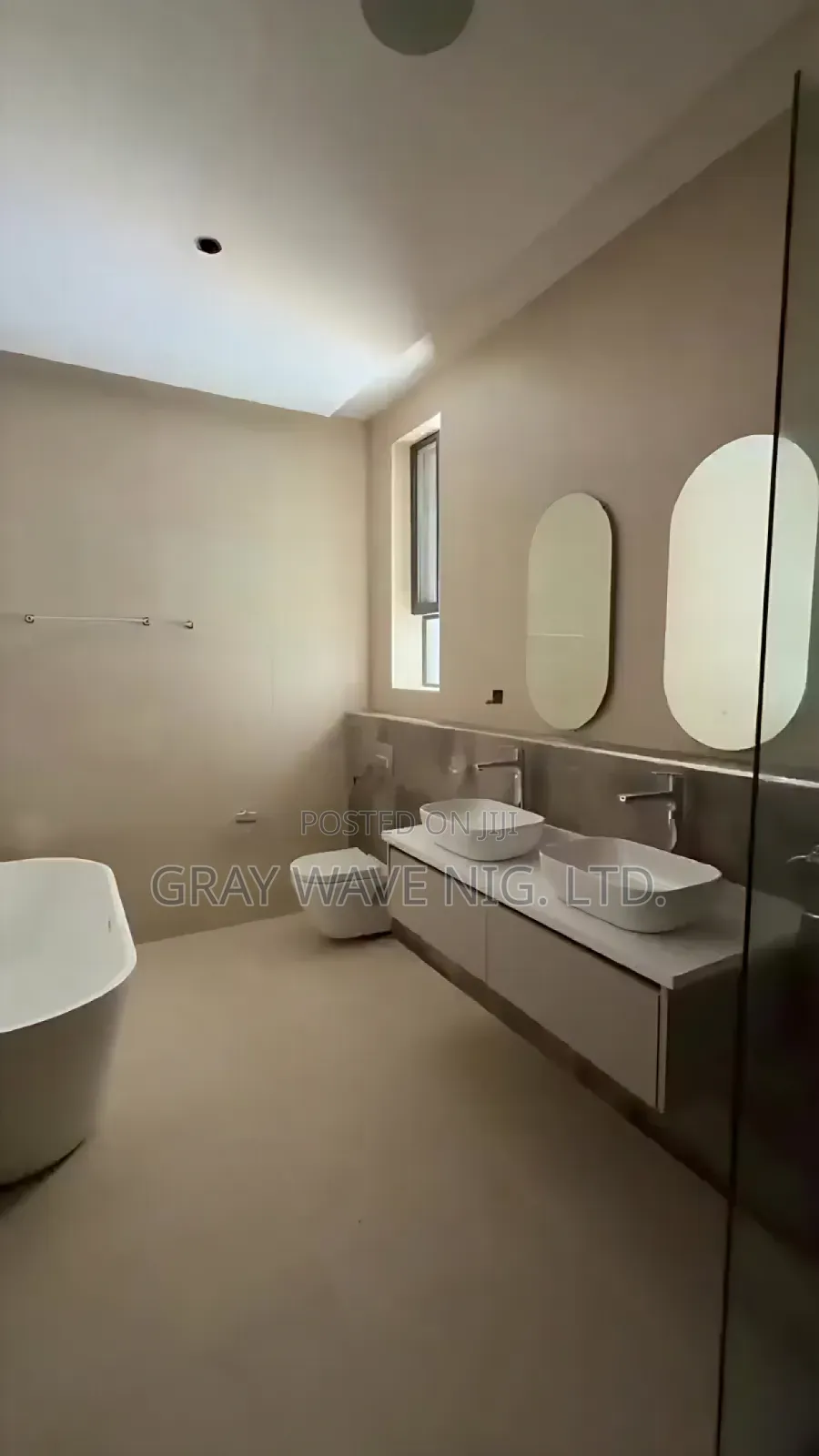 9bdrm Mansion in Jabi for sale