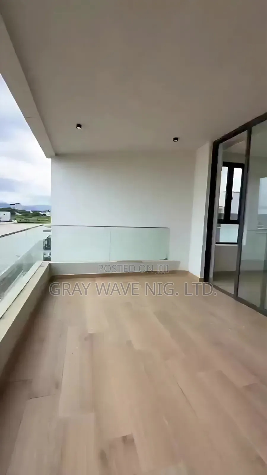 9bdrm Mansion in Jabi for sale
