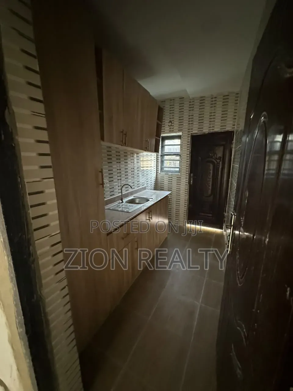 Mini Flat in Ogunfayo, Awoyaya for rent