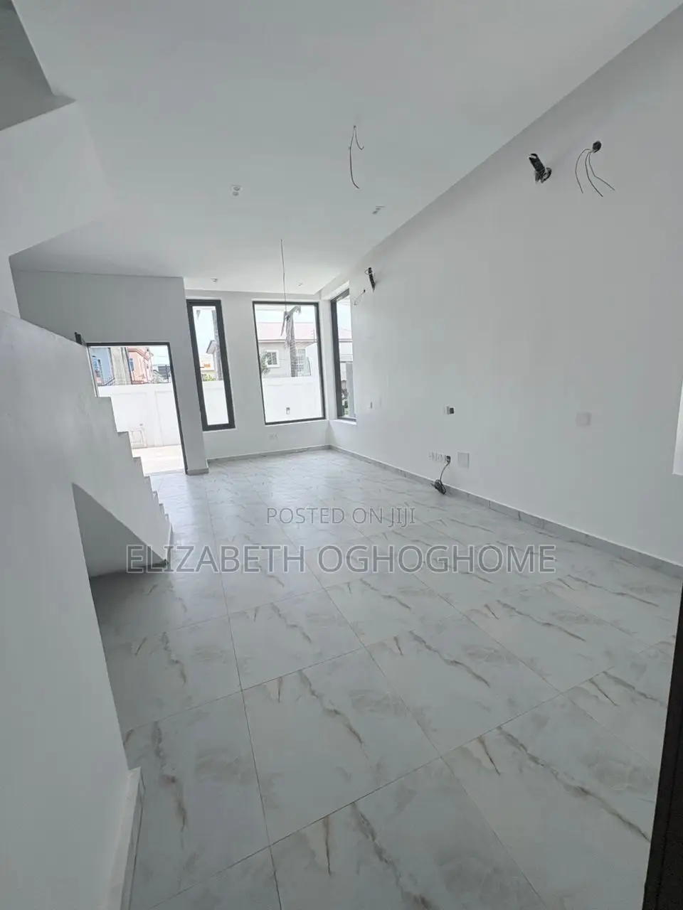 4bdrm Duplex in Lekki Phase 1 for sale