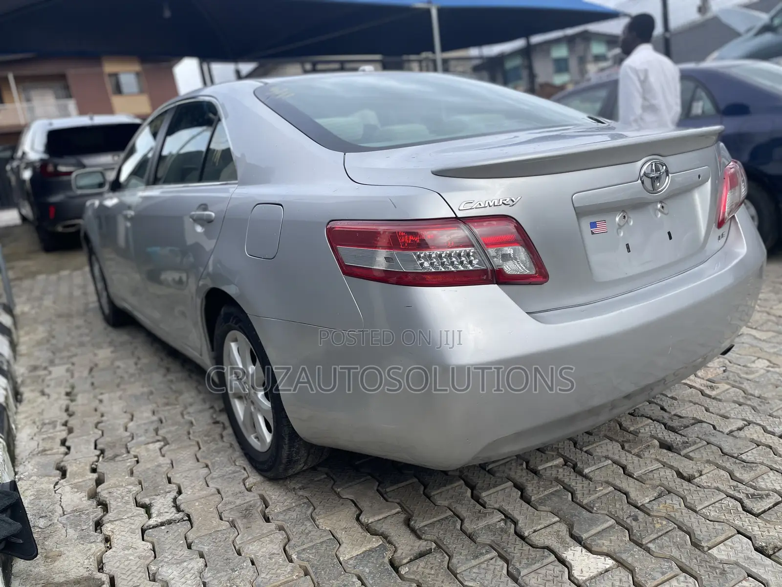 Toyota Camry LE 4dr Sedan (2.5L 4cyl 6AM) 2010 Silver
