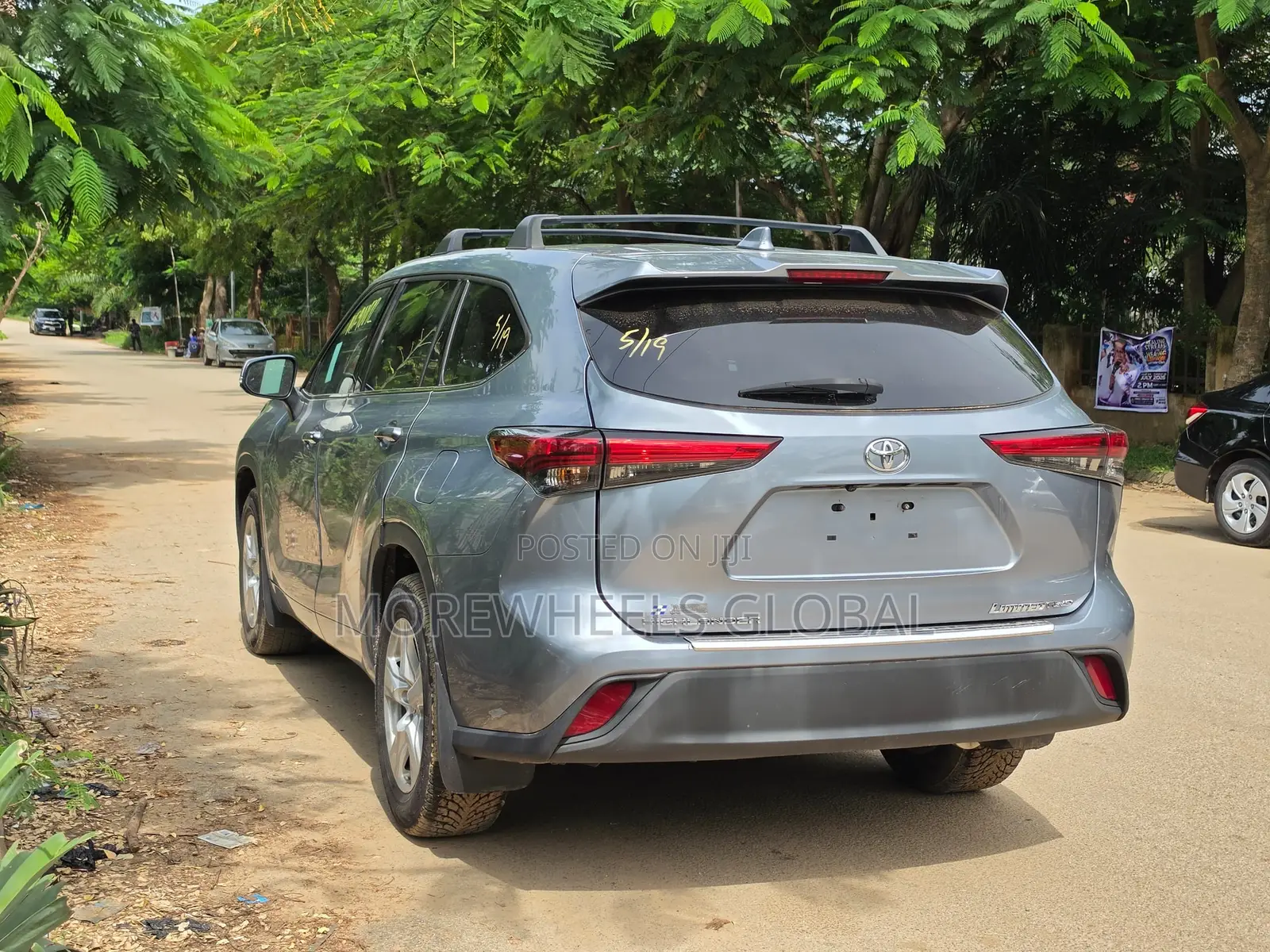 Toyota Highlander Limited FWD 2020 Gray