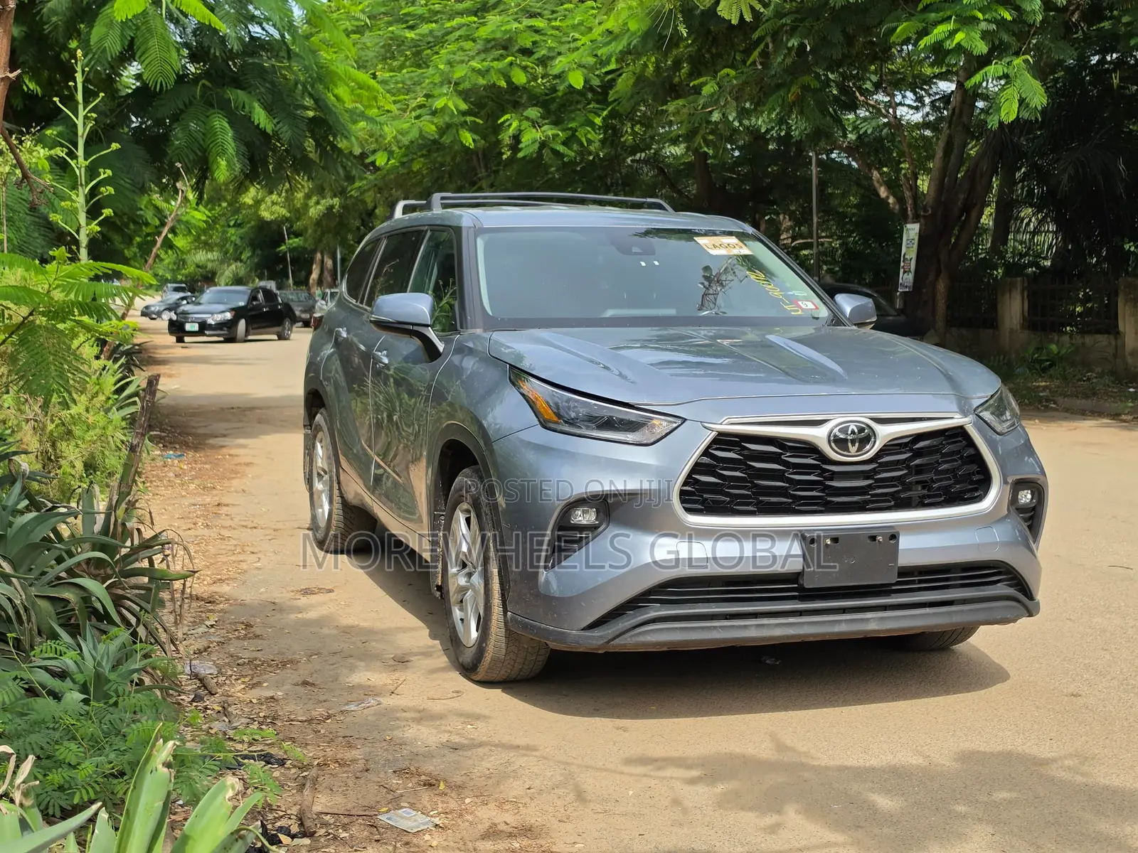 Toyota Highlander Limited FWD 2020 Gray