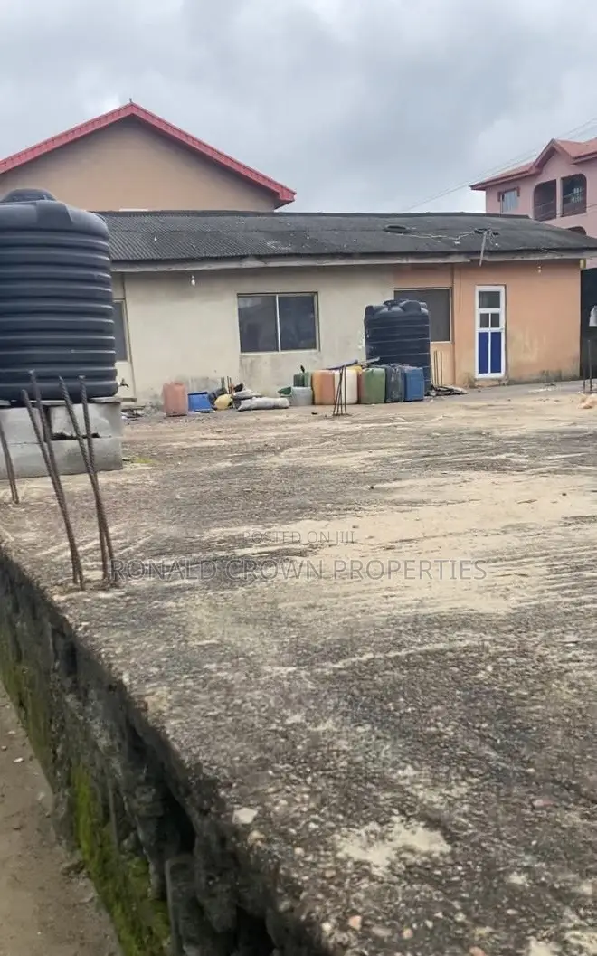 Dry Full Plot of Land With Demolishable Building