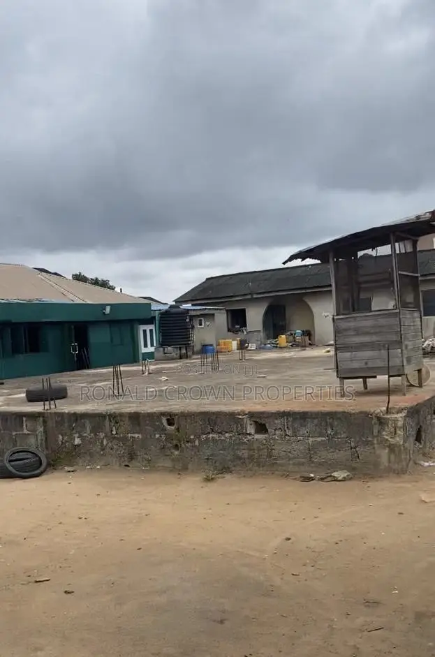 Dry Full Plot of Land With Demolishable Building