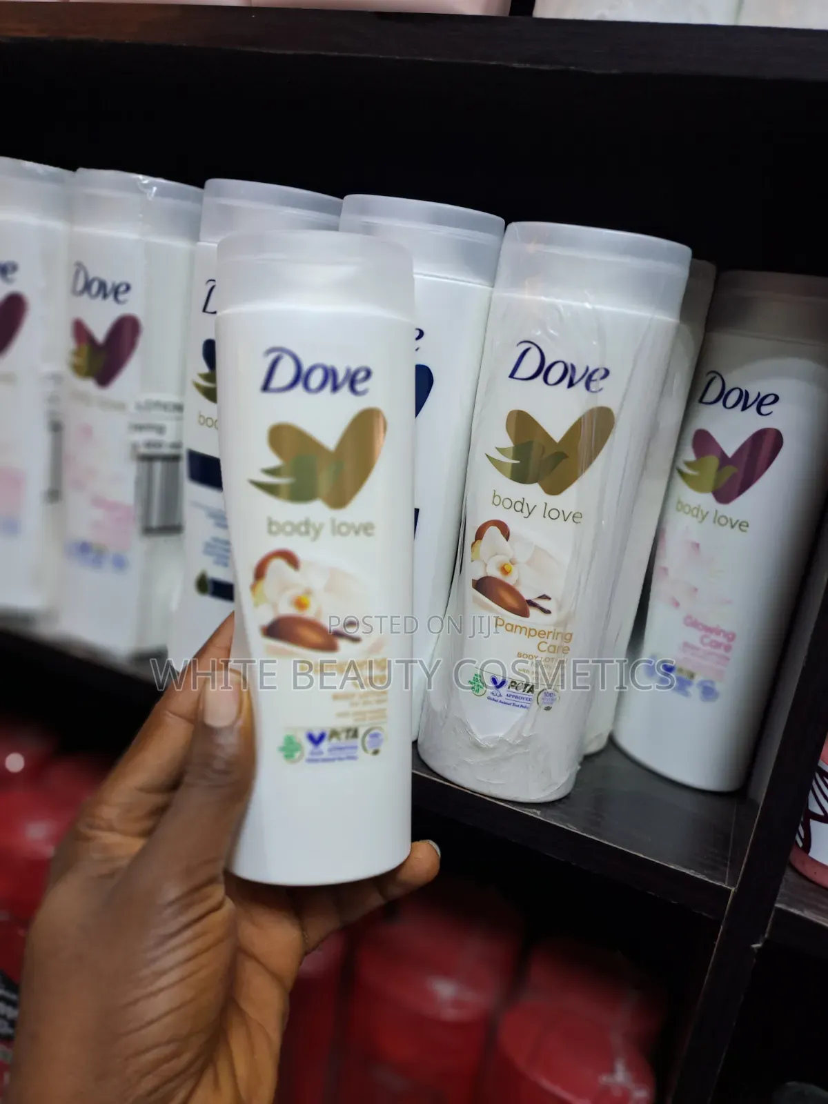 We Handle a Wide Range of Cosmetics Such as Supplements,Perfumes,Cream