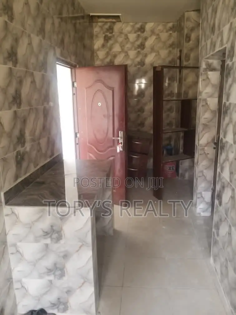 3bdrm Apartment in Ikate for rent