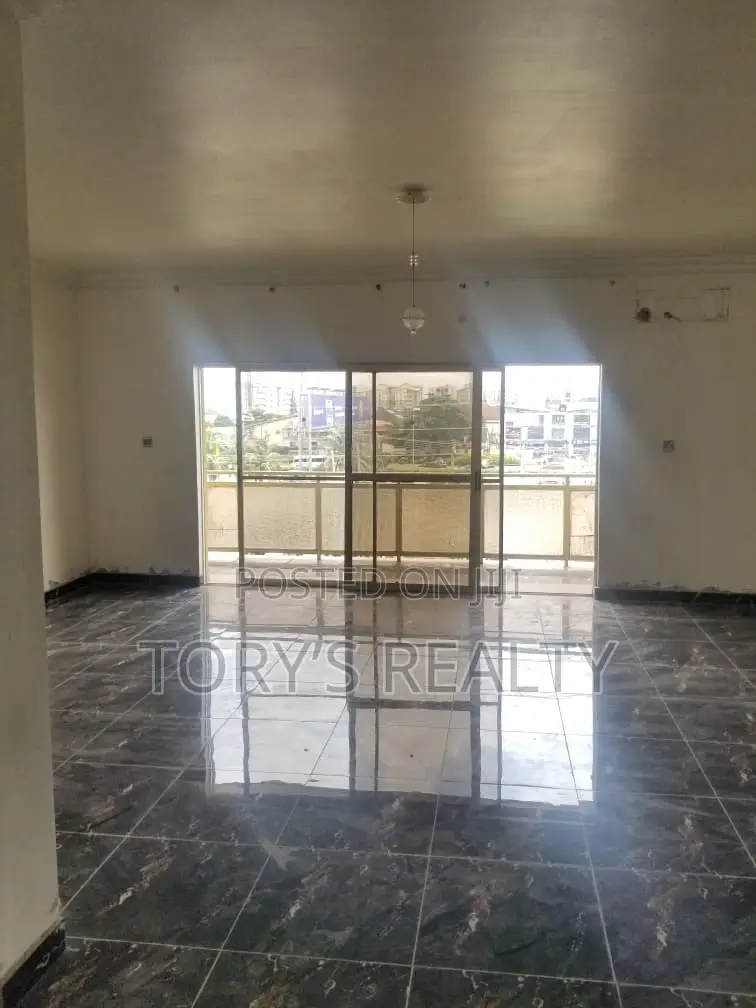 3bdrm Apartment in Ikate for rent