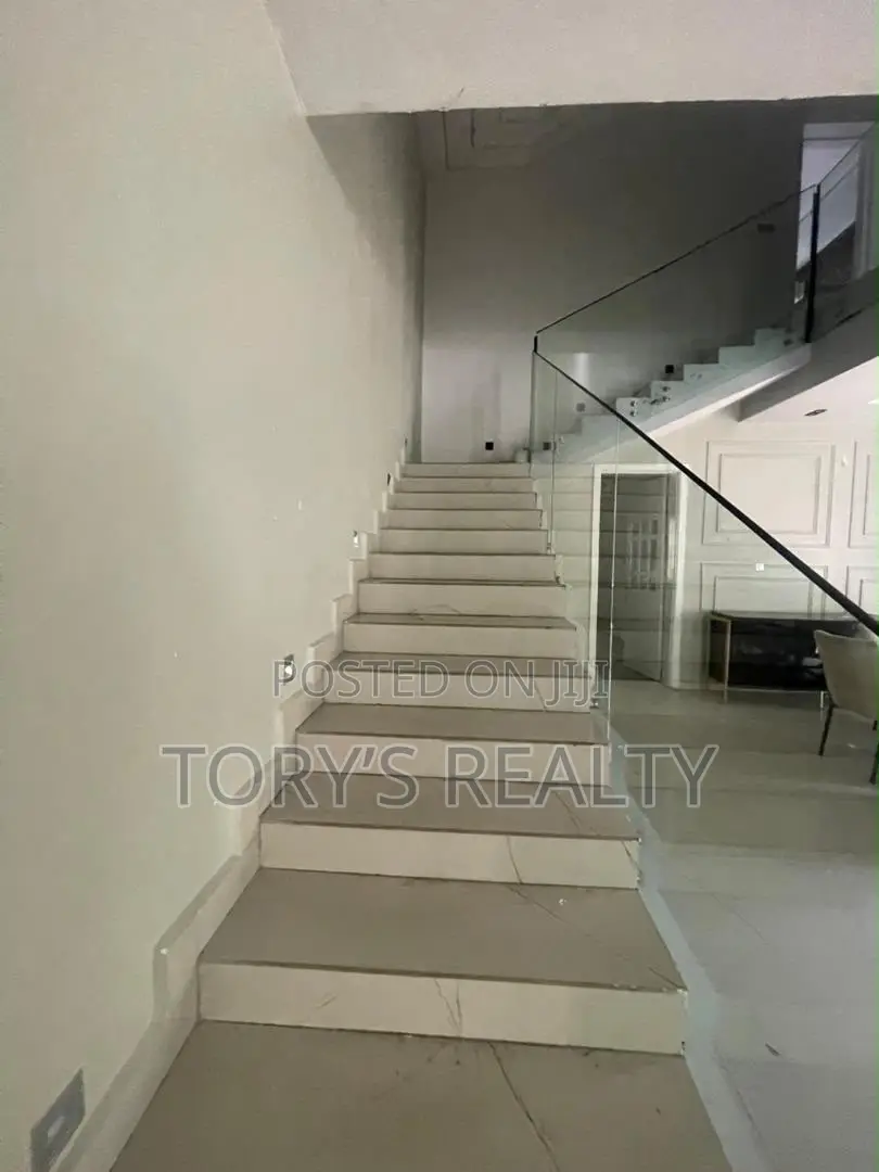 5bdrm Duplex in Victoria Island Extension for rent