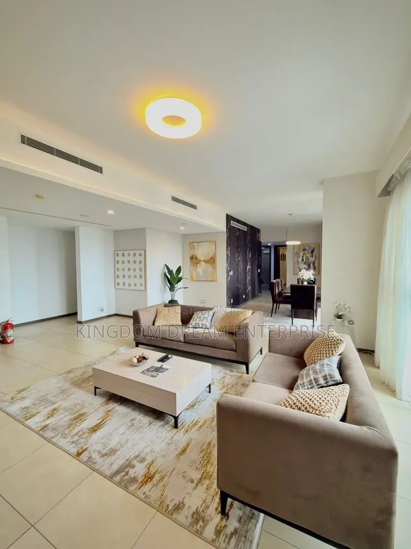 3bdrm Apartment in Oniru Victoria for rent
