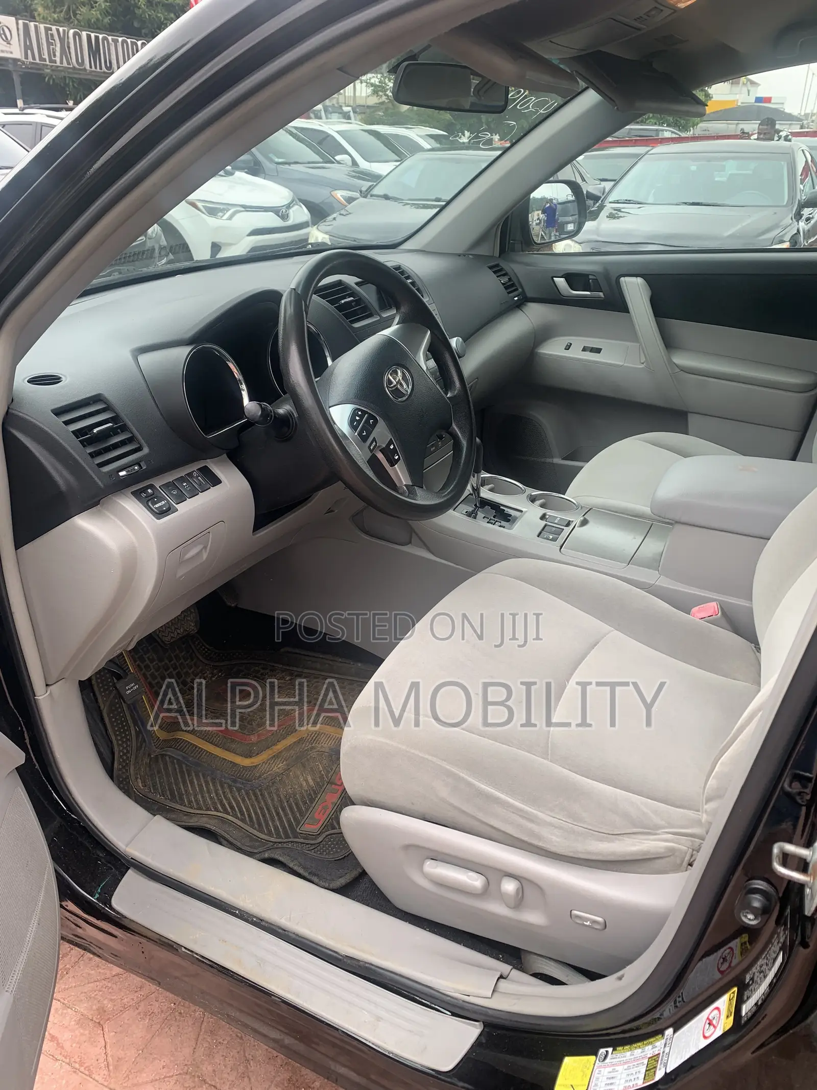 Toyota Highlander 2012 Black