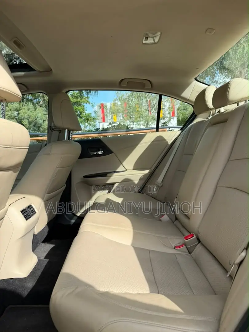 Honda Accord 2017 Gold