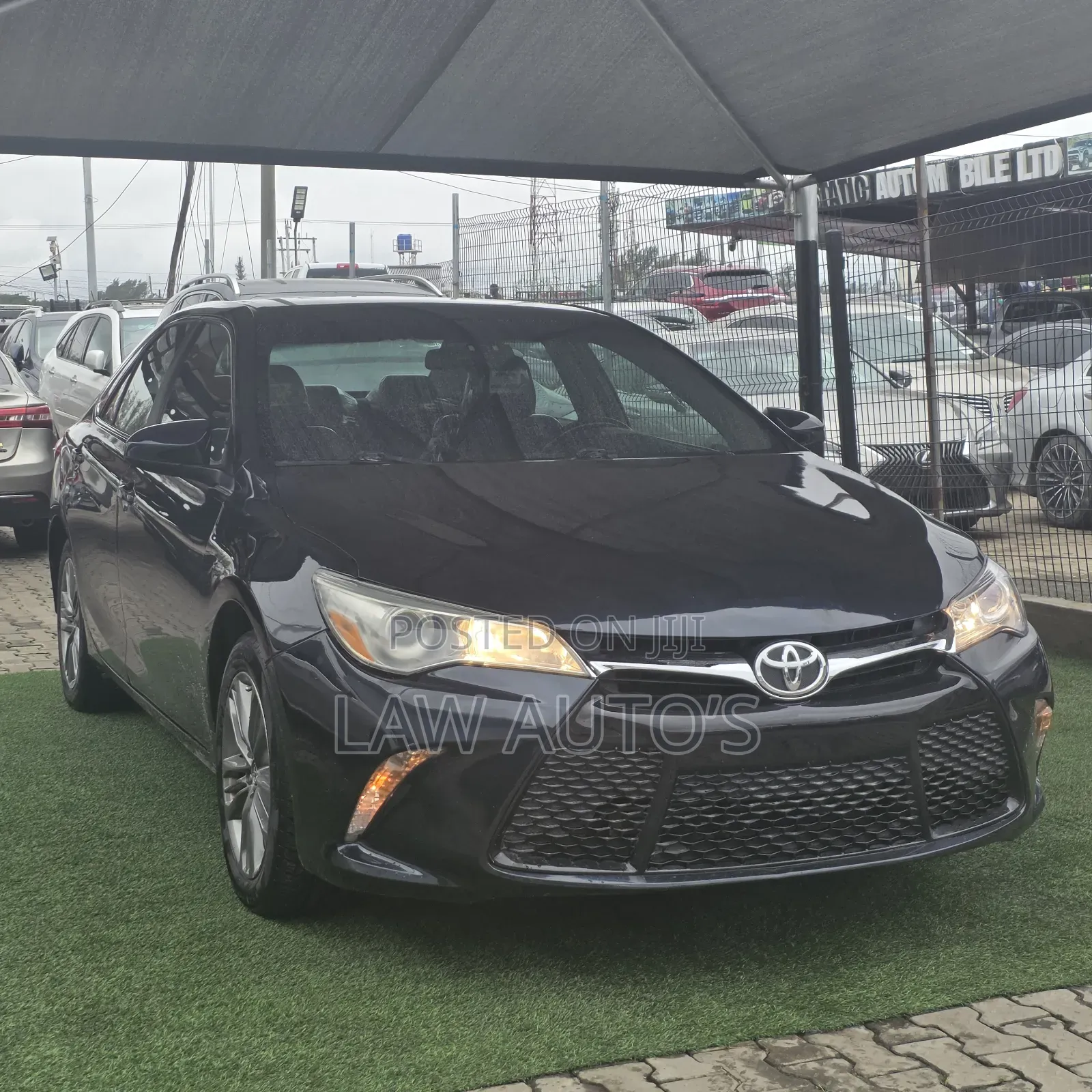 Toyota Camry 2016 Gray