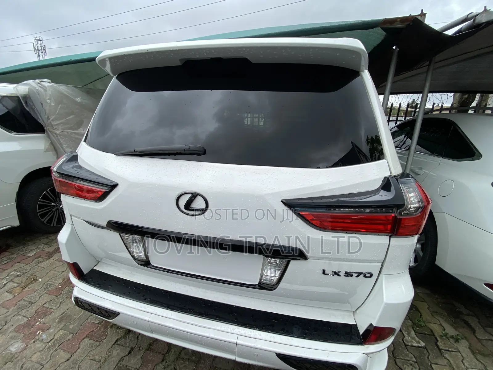 Lexus LX 570 AWD 2014 White