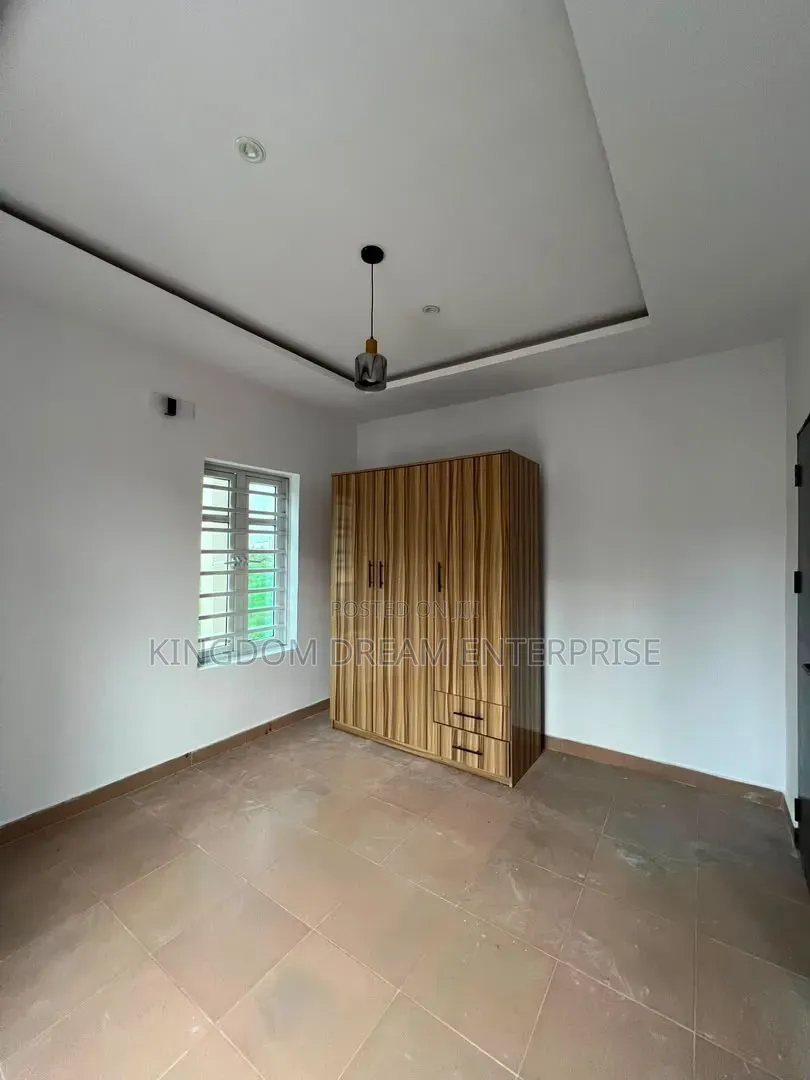 4bdrm Duplex in Ikota Lekki Lagos for rent