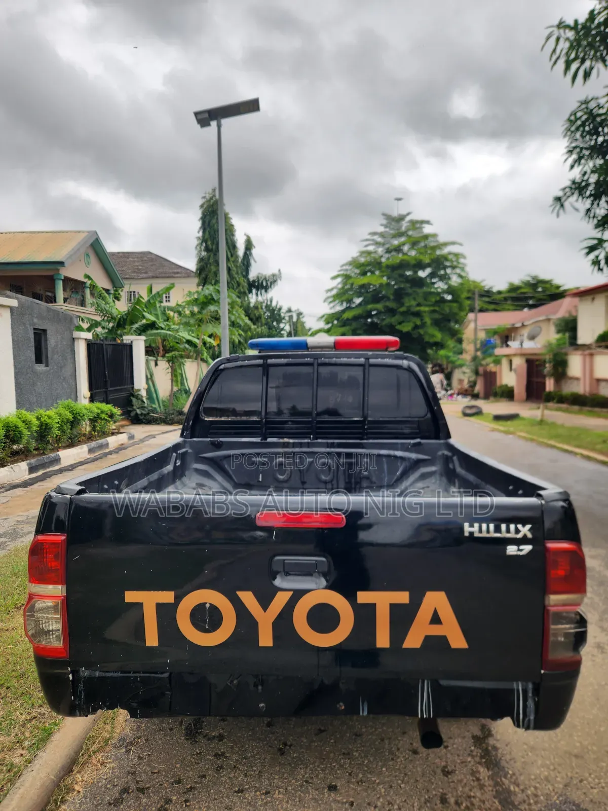 Toyota Hilux 2010 Black