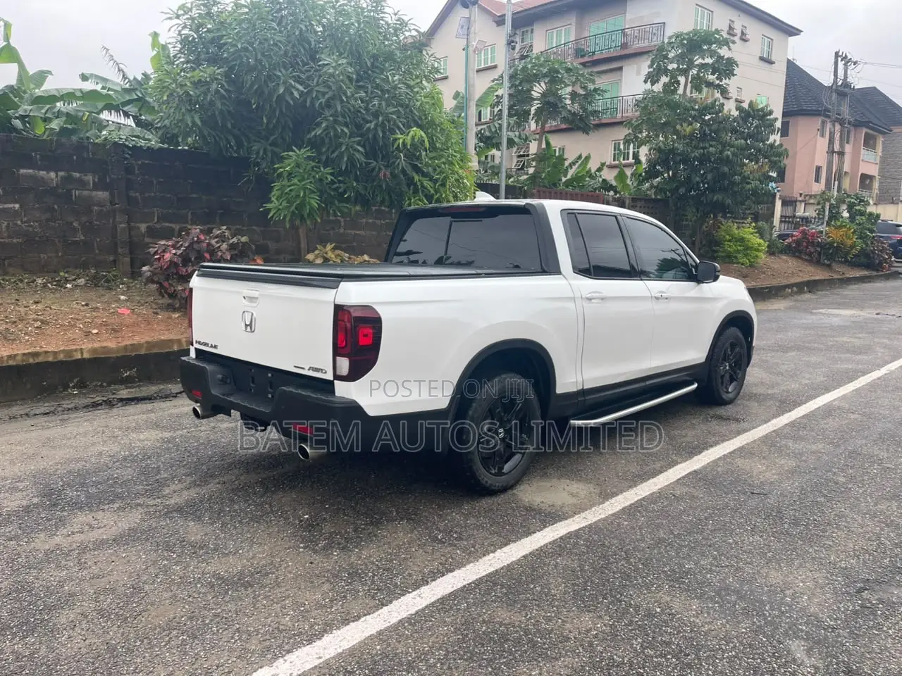 Honda Ridgeline Black Edition AWD 2023 White