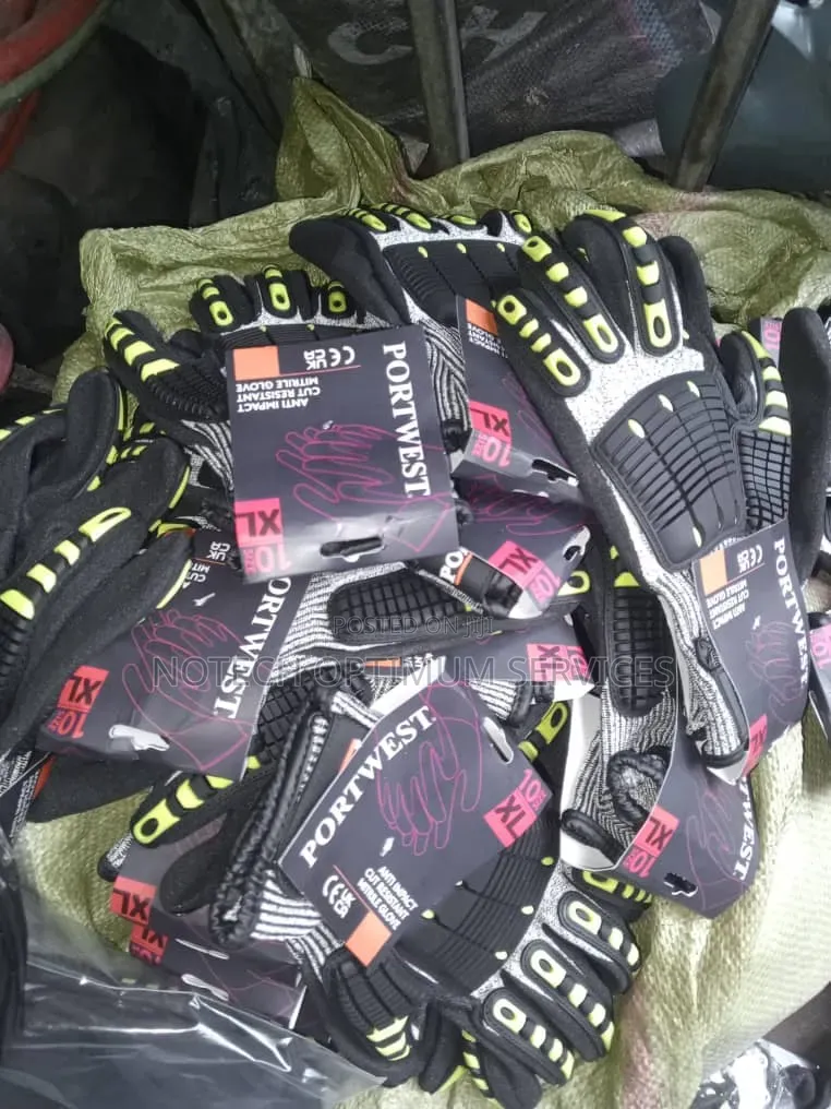 Portwest Safety Handgloves