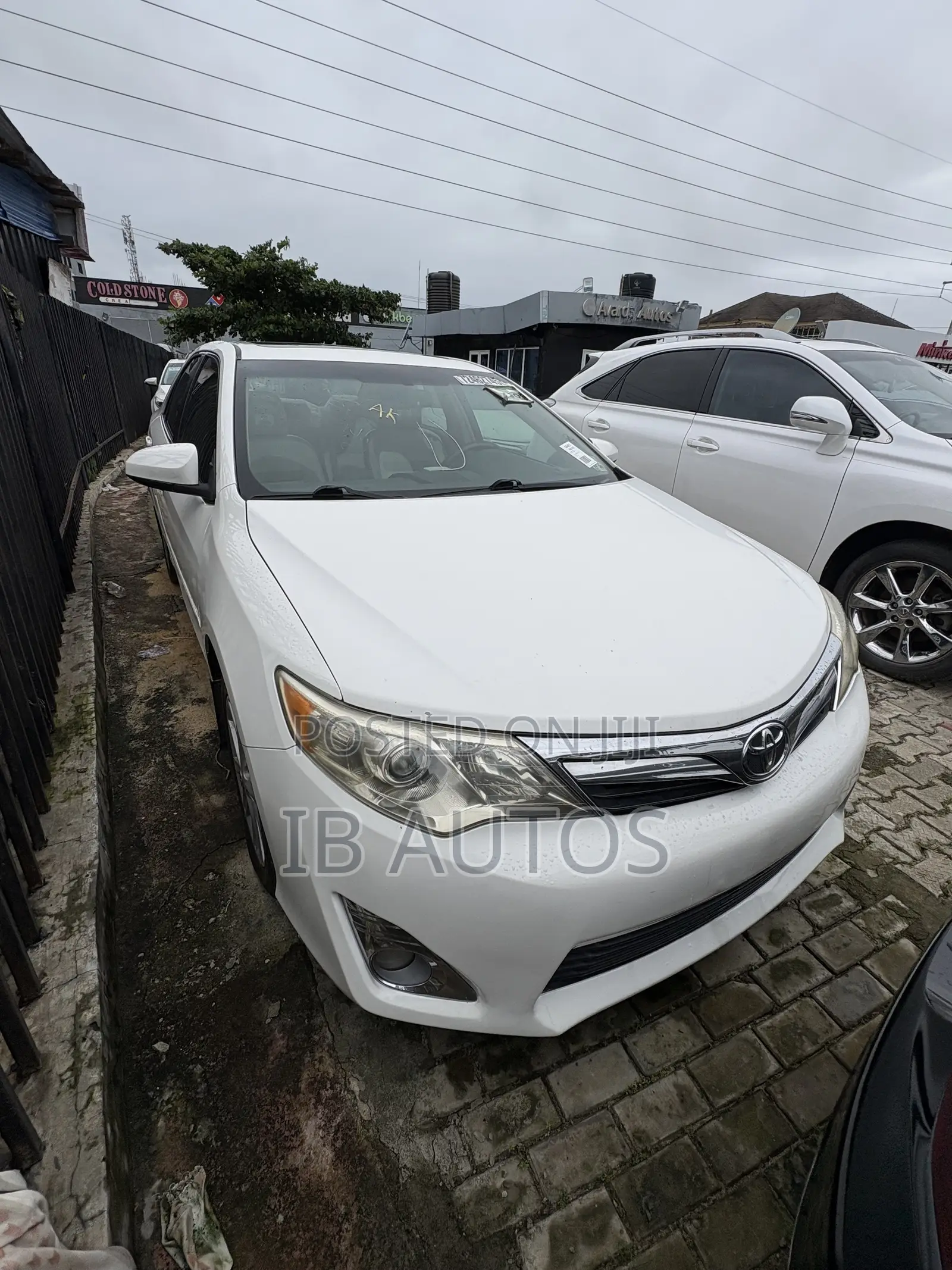 Toyota Camry XLE 4dr Sedan (2.5L 4cyl 6A) 2014 White