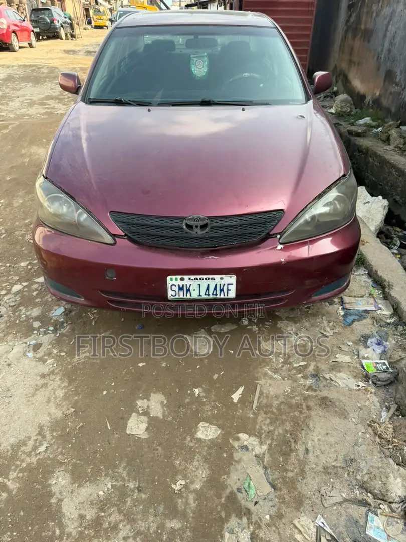 Toyota Camry 2004 Red