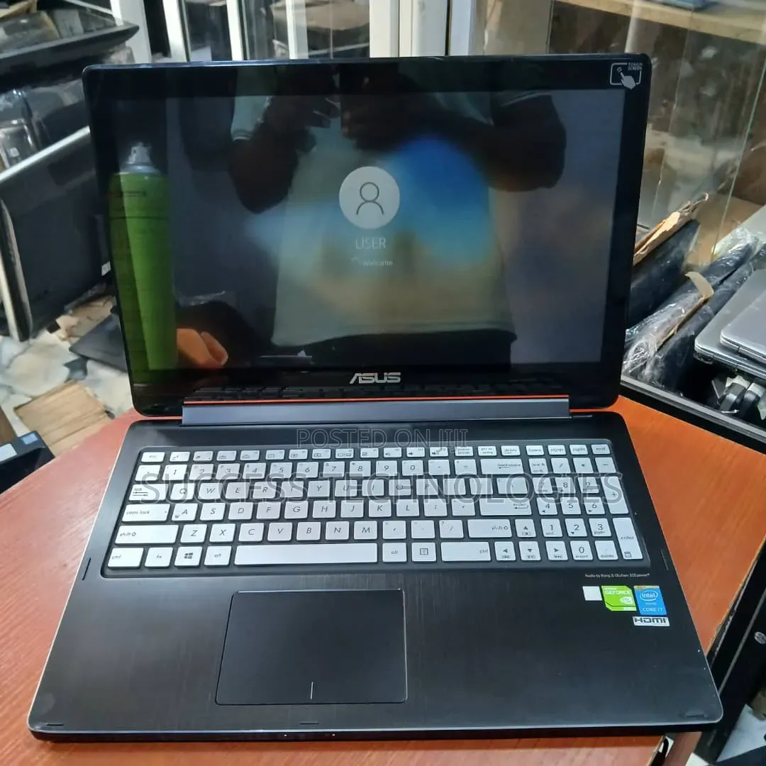 Laptop Asus Q551 8GB Intel Core i7 HDD 640GB