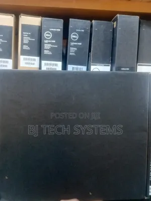 New Laptop Dell Latitude 7440 32GB Intel Core i7 SSD 512GB