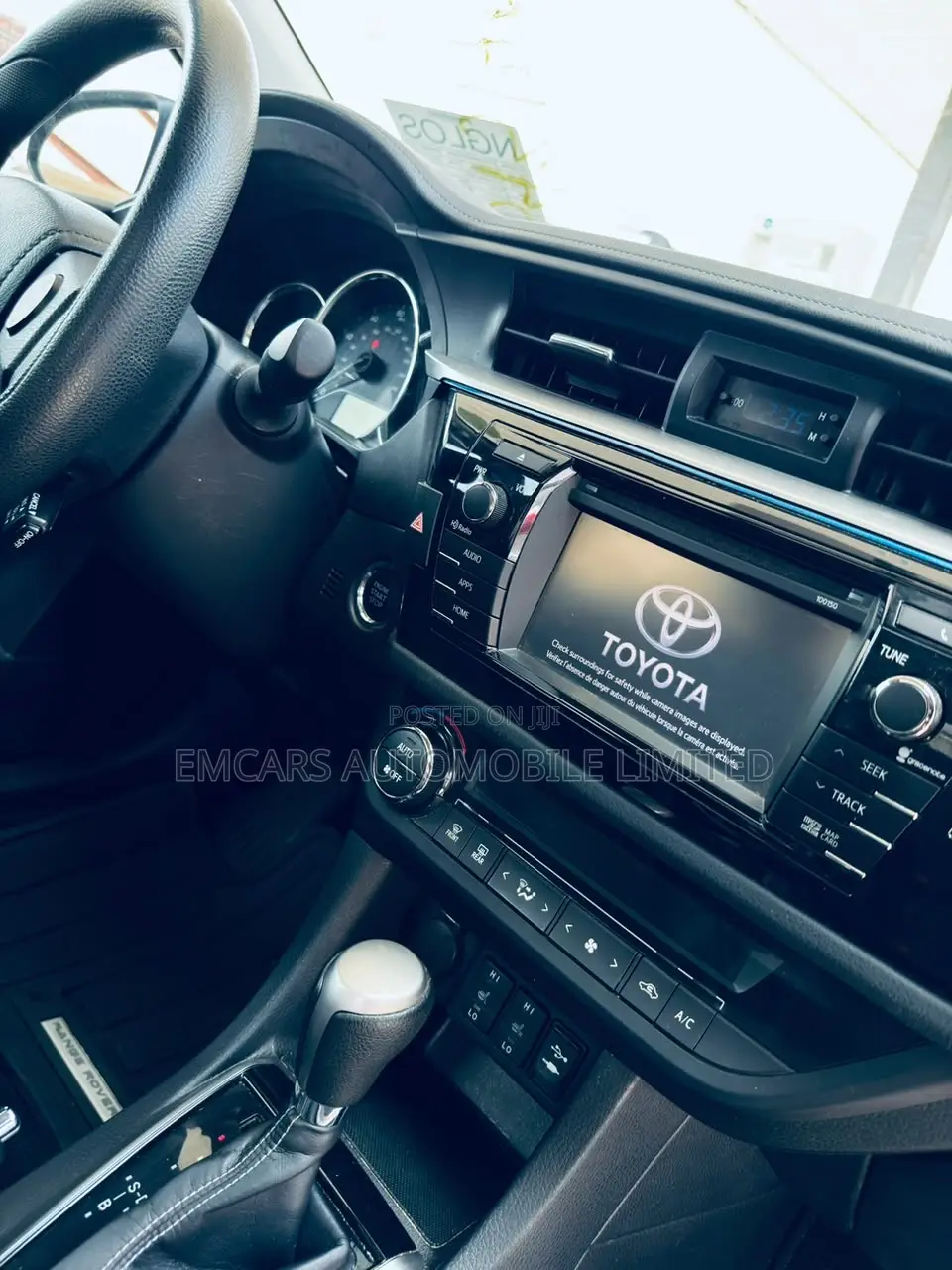 Toyota Corolla LE 4dr Sedan (1.8L 4cyl CVT) 2014 Red